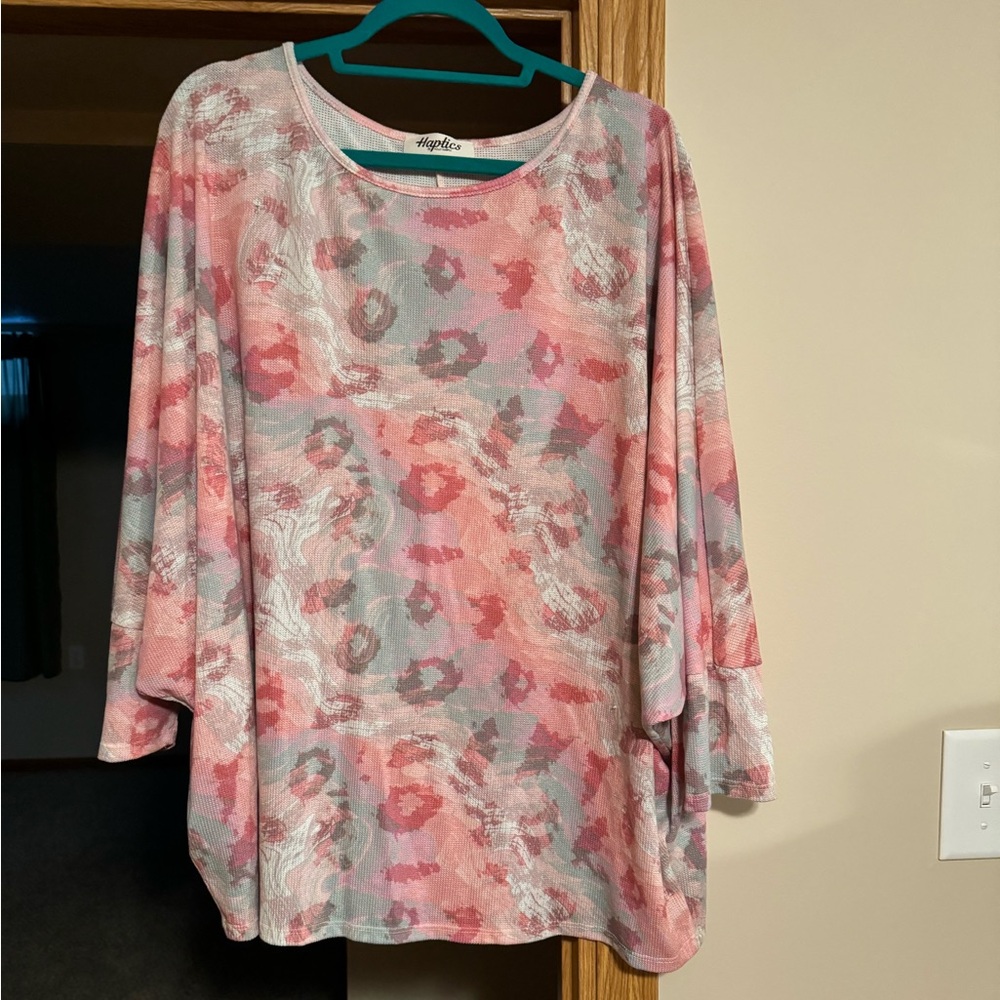 Nwot 3x top